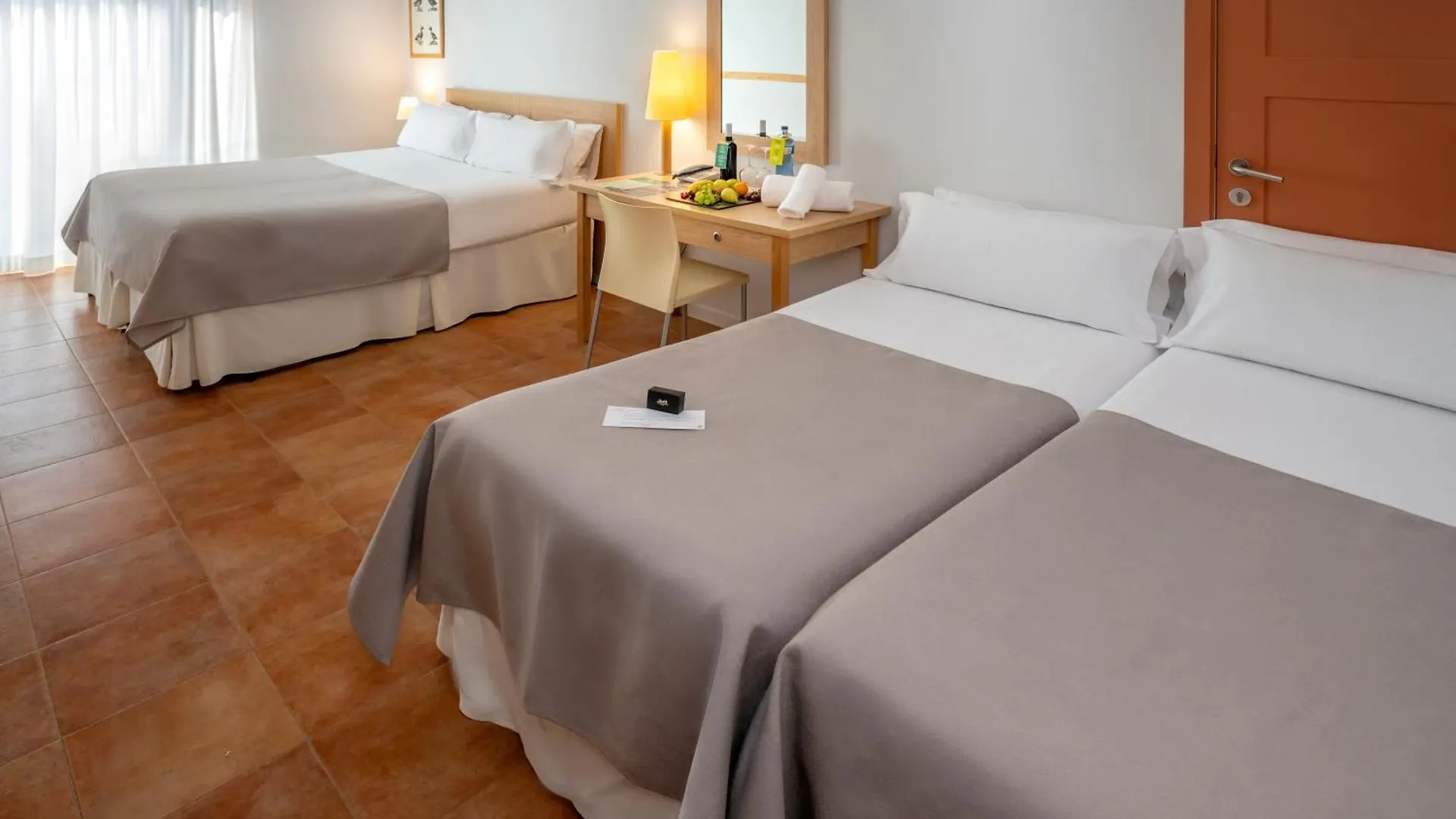 Hotel Vilar Rural D'Arnes By Serhs Hotels Sant Carles De La Rapita